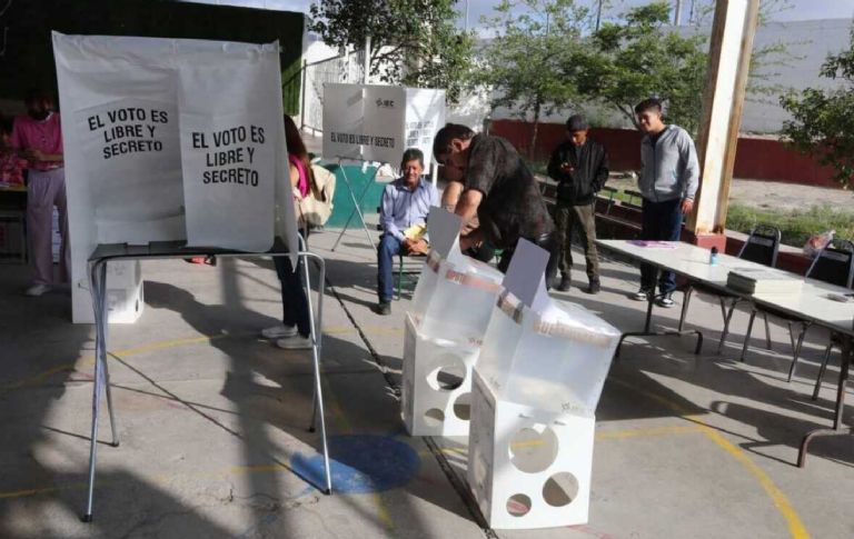 INE frena la postulación de 7 mil aspirantes a supervisor de casilla