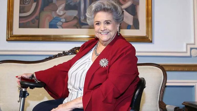 Muere Queta Lavat y elenco de Hoy llora su partida