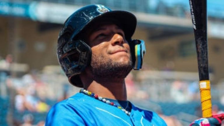 Milwaukee Brewers ofrece el contrato más lucrativo para un jugador novato