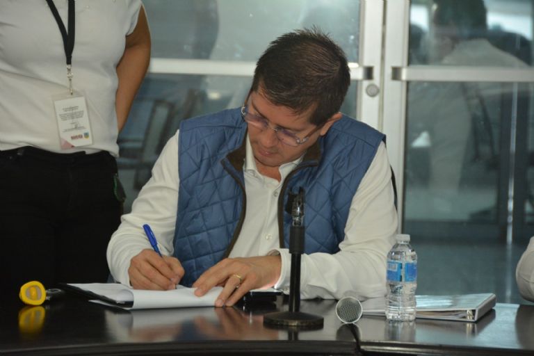 Jorge Alberto Elías Retes pide otro préstamo para Navojoa. Foto: Internet
