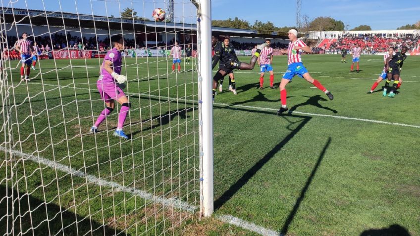 Almería de César Montes queda eliminado de la Copa del Rey por equipo de cuarta división