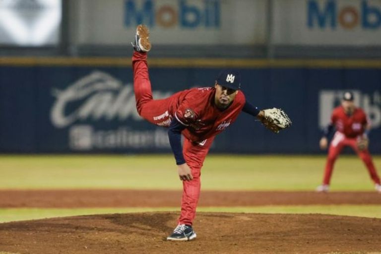 Vargas sale de Mexicali