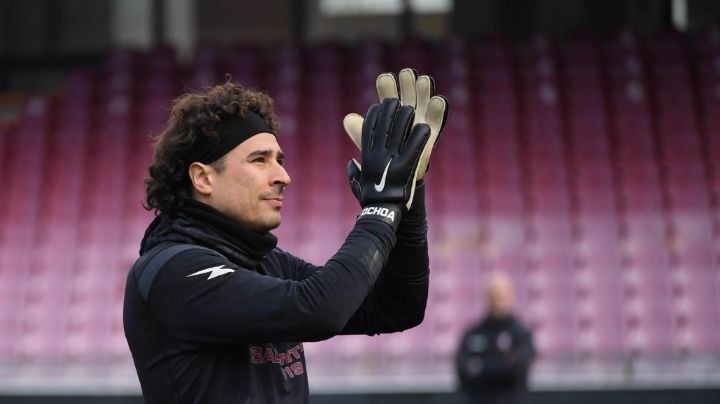 ¿Regresa a la titularidad? Salernitana hace cambio importante que podría beneficiar a Memo Ochoa