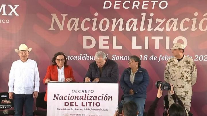 AMLO firma decreto para la nacionalización del litio en Sonora; se le entregaron a Sener las reservas