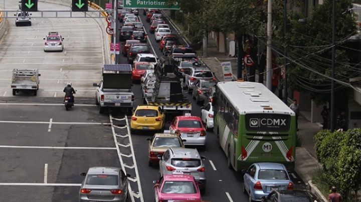 Hoy No Circula: ¡Evita multas! Placas que no transitan este lunes 20 de febrero en CDMX y Edomex