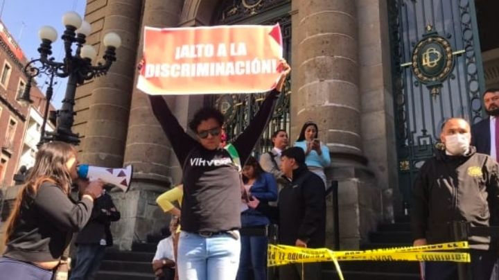 VIDEO: Manifestantes vandalizan las instalaciones del Congreso de la CDMX; así dejaron la sede