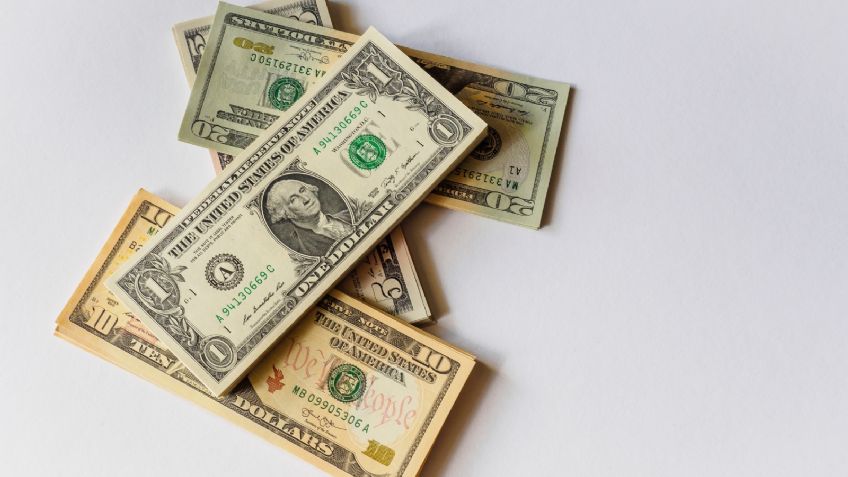 Así 'amanece' el precio del dólar hoy viernes 03 de febrero 2023, al tipo de cambio actual