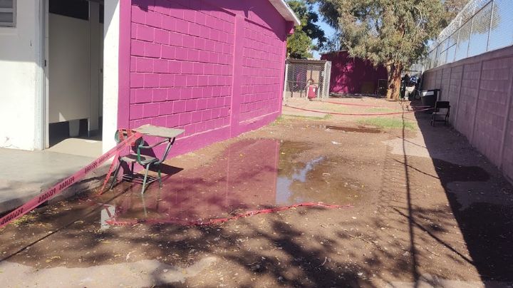 Ciudad Obregón: Drenaje colapsado deja a alumnos sin sanitarios en la escuela Francisco Montaño