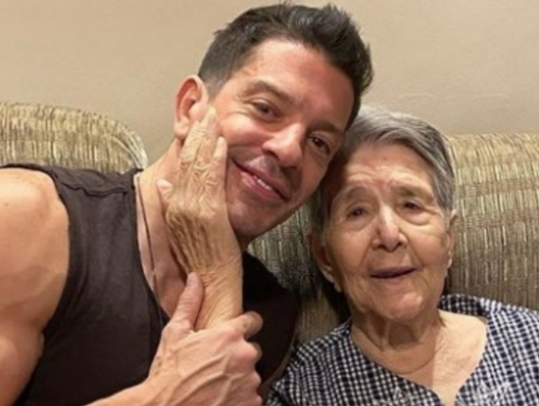 Yahir sufrió la muerte de su abuelita