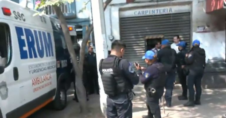 Autoridades llegan al sitio