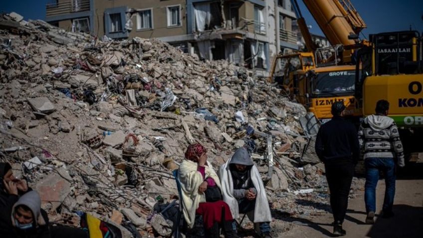 VIDEO: A más de un mes del siniestro, tiembla de nuevo en Turquía; decesos cerca de los 48 mil