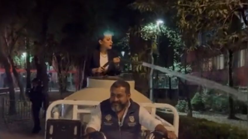 Sandra Cuevas madruga para regar zonas verdes de Tlatelolco y le deja recadito a Claudia Sheinbaum