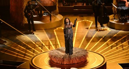 Embarazada y espectacular: Rihanna regresa y conquista el escenario en los Premios Oscar 2023