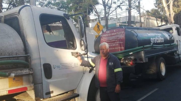 Con más de 600 pipas de agua las autoridades de la CDMX se enfrentan a la reducción del suministro