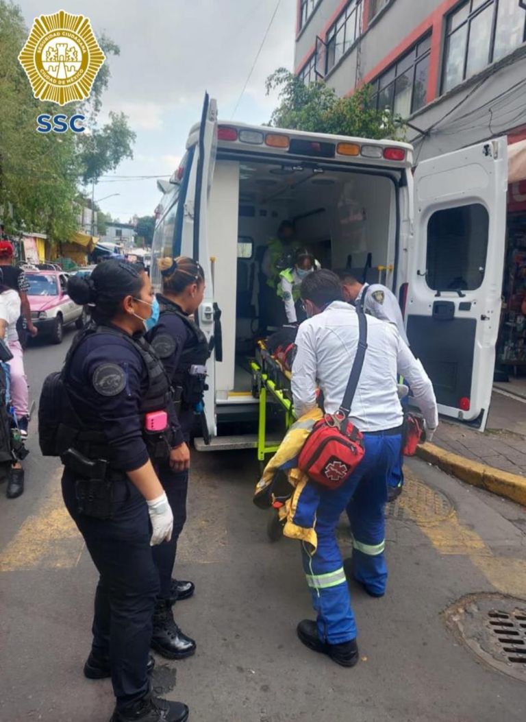 Nace bebé en la peralvillo