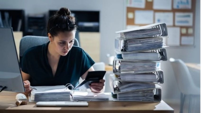 ¿Trabajaste este 20 de marzo? así es como tu empresa debe pagar y qué hacer si no cubren tu salario