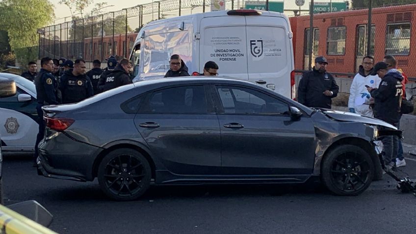 Sujeto se estrella y muere en un Audi robado después de una balacera contra policías en la CDMX