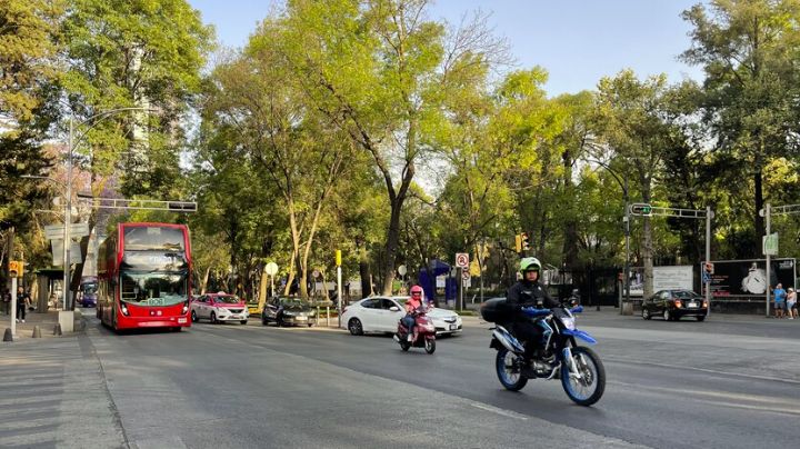 ¿Por contingencia ambiental? Estos son los automóviles que no circulan este sábado 25 de marzo