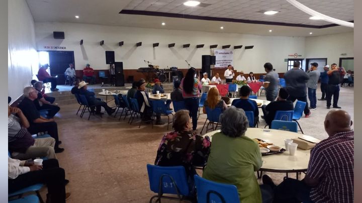 Exferrocarrileros de Empalme piden justicia social a la Segob; existen avances asegura Ferro
