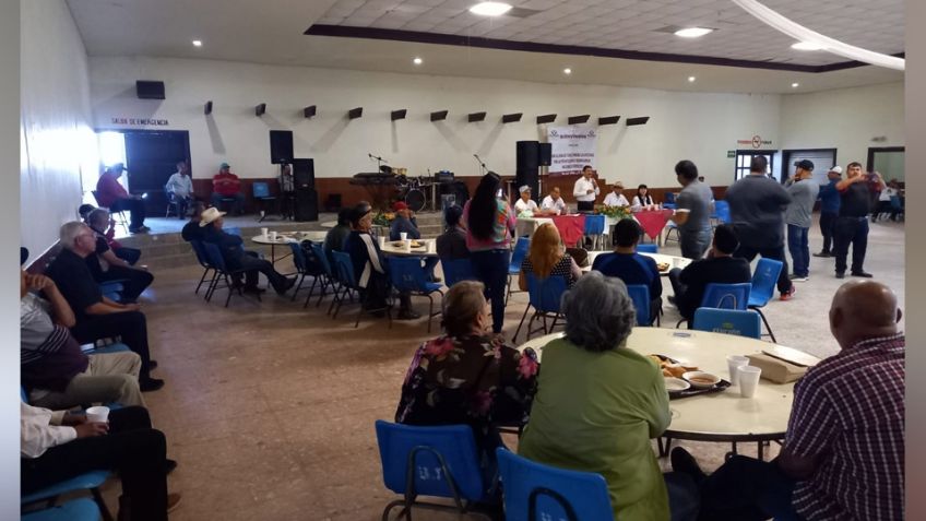 Exferrocarrileros de Empalme piden justicia social a la Segob; existen avances asegura Ferro