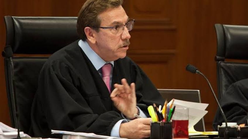 Morenistas contraatacan con 'Plan B' y señalan nexos de ministro de la SCJN con Peña Nieto y Calderón