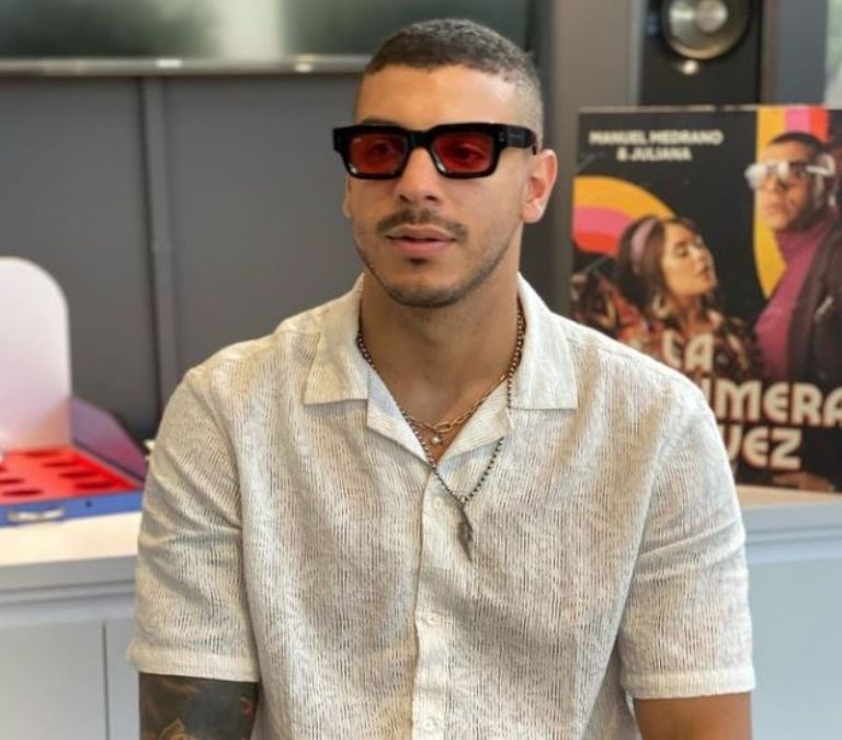 Manuel sería el misterioso novio de Ángela