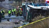 Procesan a chofer de autobús que volcó en carretera de Edomex; hay tres muertos y 35 heridos