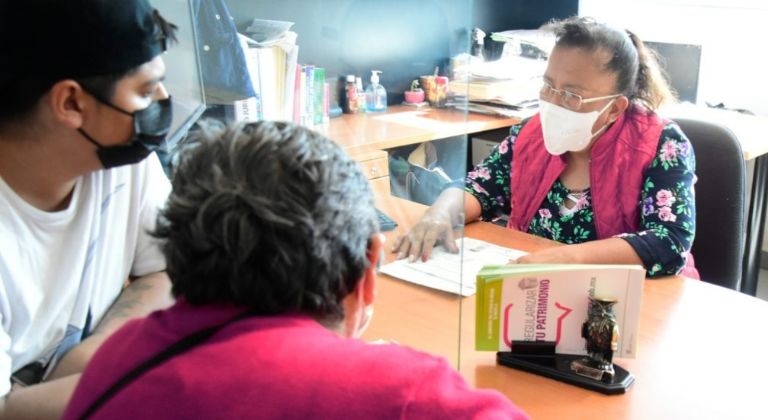 Entrega de escrituras en Edomex