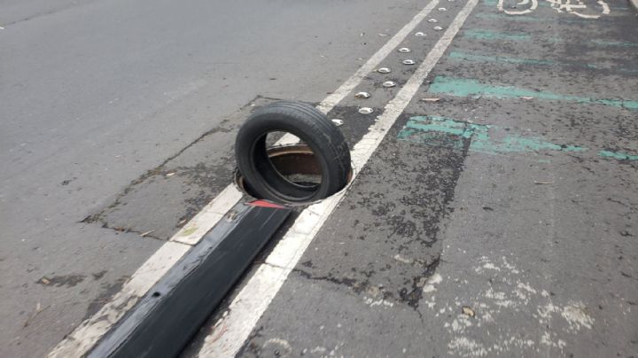 Continúa el robo de coladeras en la CDMX: Detienen a otro delincuente en la alcaldía Benito Juárez