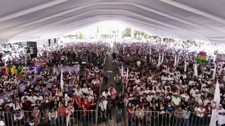 Reunión de Delfina Gómez con maestros