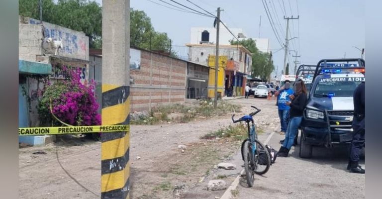 Autoridades llegan al sitio