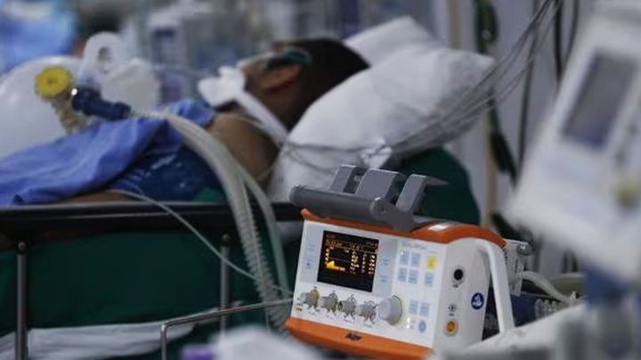 Denuncian a doctor por negligencia médica en Sinaloa; paciente casi muere por manga gástrica