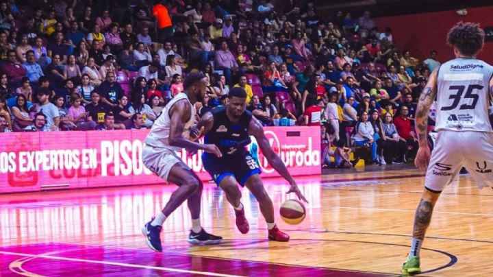 ¡Extra, extra! Halcones de Obregón se imponen en el primero de la serie a los Caballeros de Culiacán