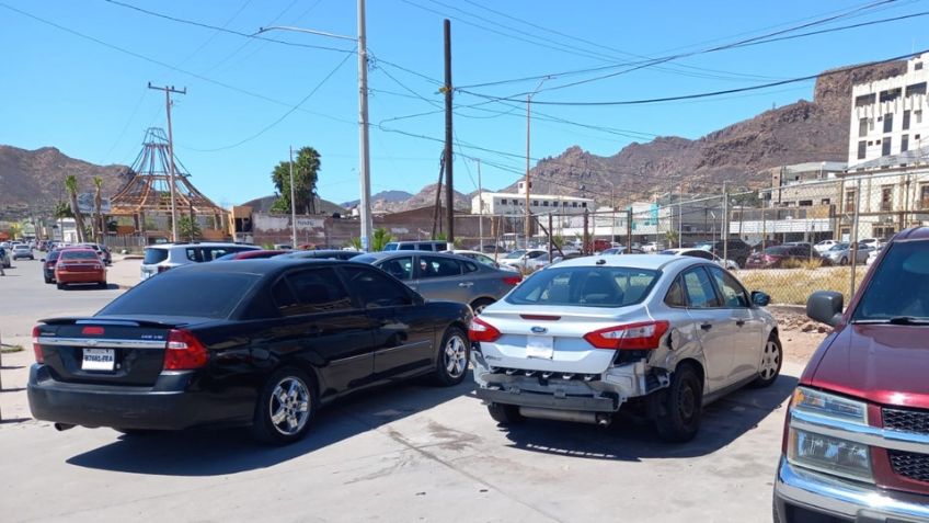 Propietarios de carros ‘chuecos’ con serie con letra, viven en la incertidumbre en Guaymas y Empalme