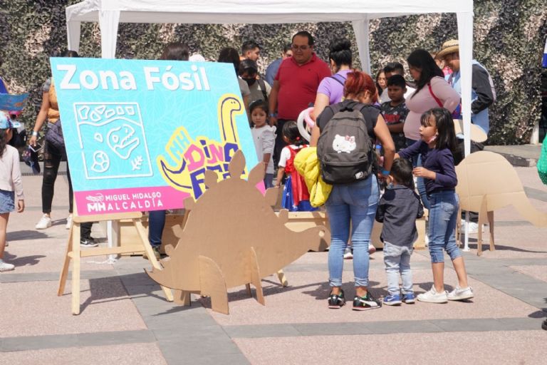 DinoFest en la alcaldía Miguel Hidalgo