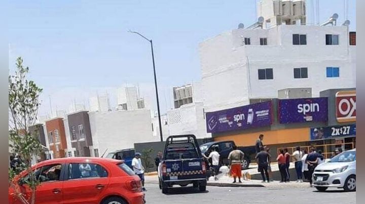 Al exterior de una tienda de autoservicio, asesinan a balazos a un hombre en Guanajuato
