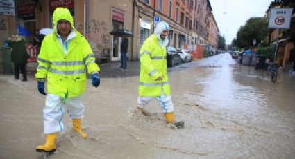 (VIDEOS) Tragedia en Italia: Fuertes lluvias desbordan 14 ríos; saldo es de 8 personas sin vida