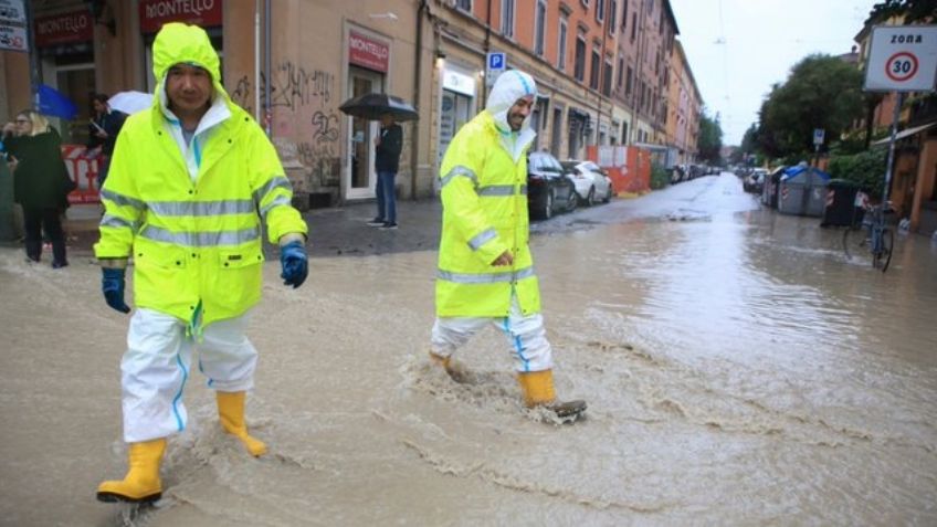 (VIDEOS) Tragedia en Italia: Fuertes lluvias desbordan 14 ríos; saldo es de 8 personas sin vida