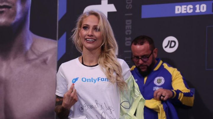 Ebanie Bridges promete a Leeds United suscripción gratis a su OnlyFans si se salvan del descenso