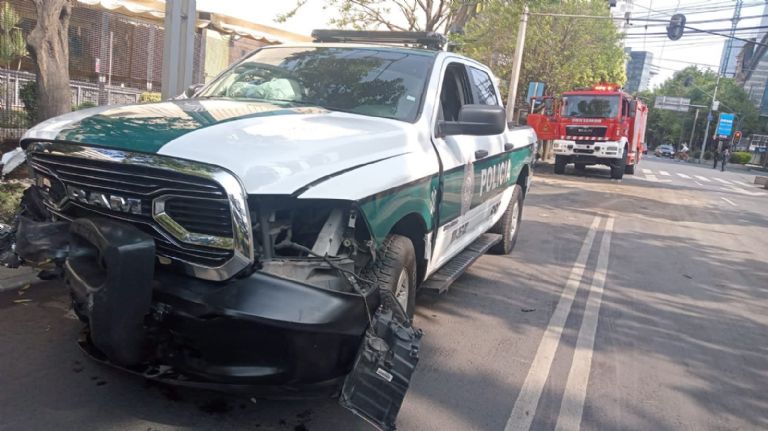 Patrulla choca contra Porsche en Polanco