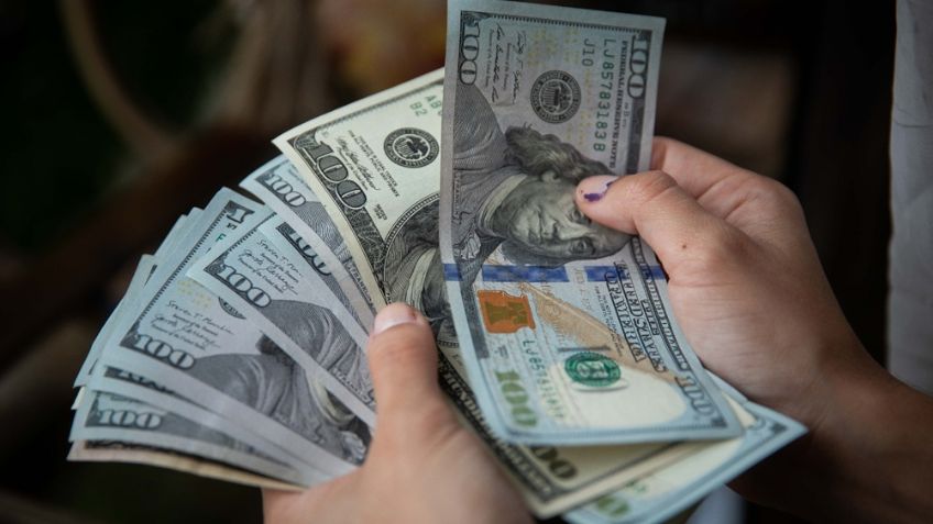 ¿Necesitas un par de dólares? Entérate aquí del precio de la moneda de EU en diferentes dependencias