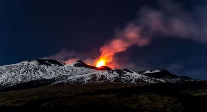 (VIDEO) Italia también en alerta tras la erupción de un volcán: Etna pone en 'jaque' a Catania