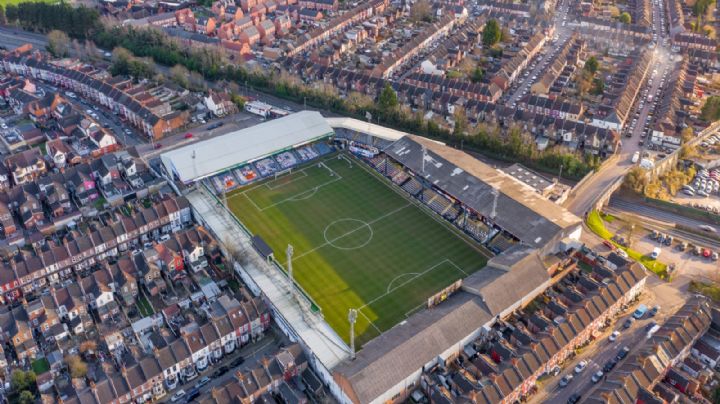 Kenilworth Road: El modesto estadio del Luton Town que se encuentra entre las casas del barrio