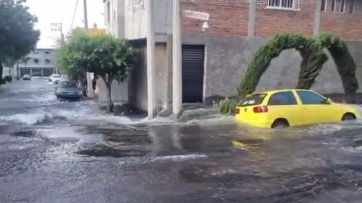 VIDEO: Así se vivió la mega fuga de agua en la CDMX; colapsa la GAM y cierran calles y avenidas