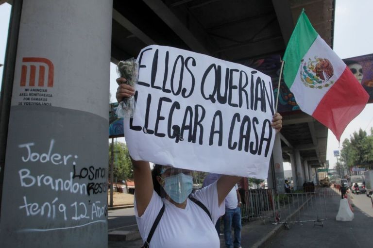 Desplome de la Línea 12 del Metro