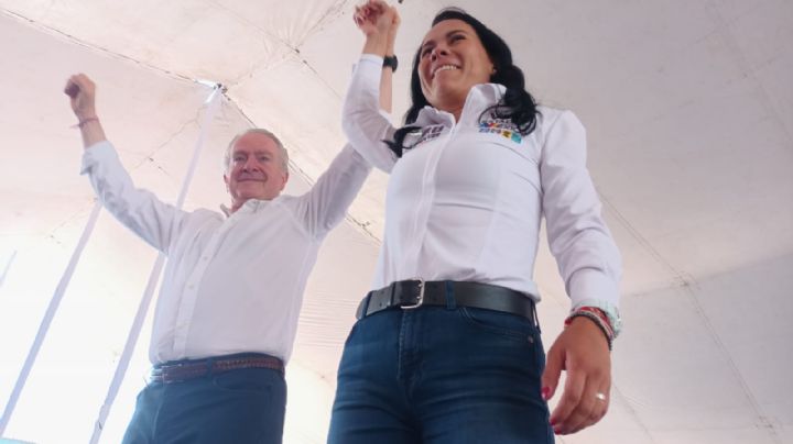 VIDEO: Hombre interrumpe y grita "¡que viva Claudia Sheinbaum!" en evento de Alejandra del Moral