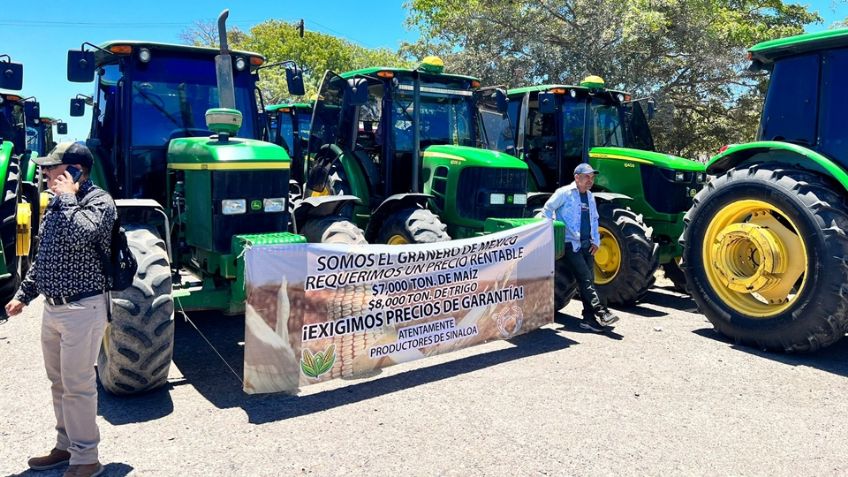 Productores agrícolas bloquean Planta de Pemex en Sinaloa; exigen mejores precios