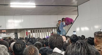 VIDEO: Reportan caos y estampidas de hombres; colapsa la Línea 9 del Metro de la Ciudad de México