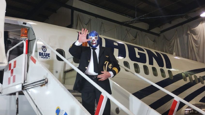Aerolínea presenta avión con máscara de Blue Demon Jr; un homenaje a la Lucha Libre mexicana