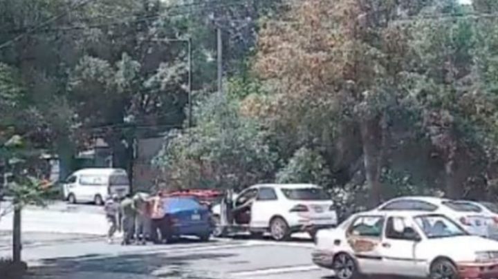 VIDEO: Cámaras de seguridad captan presunto secuestro en la carretera México-Cuernavaca, en CDMX